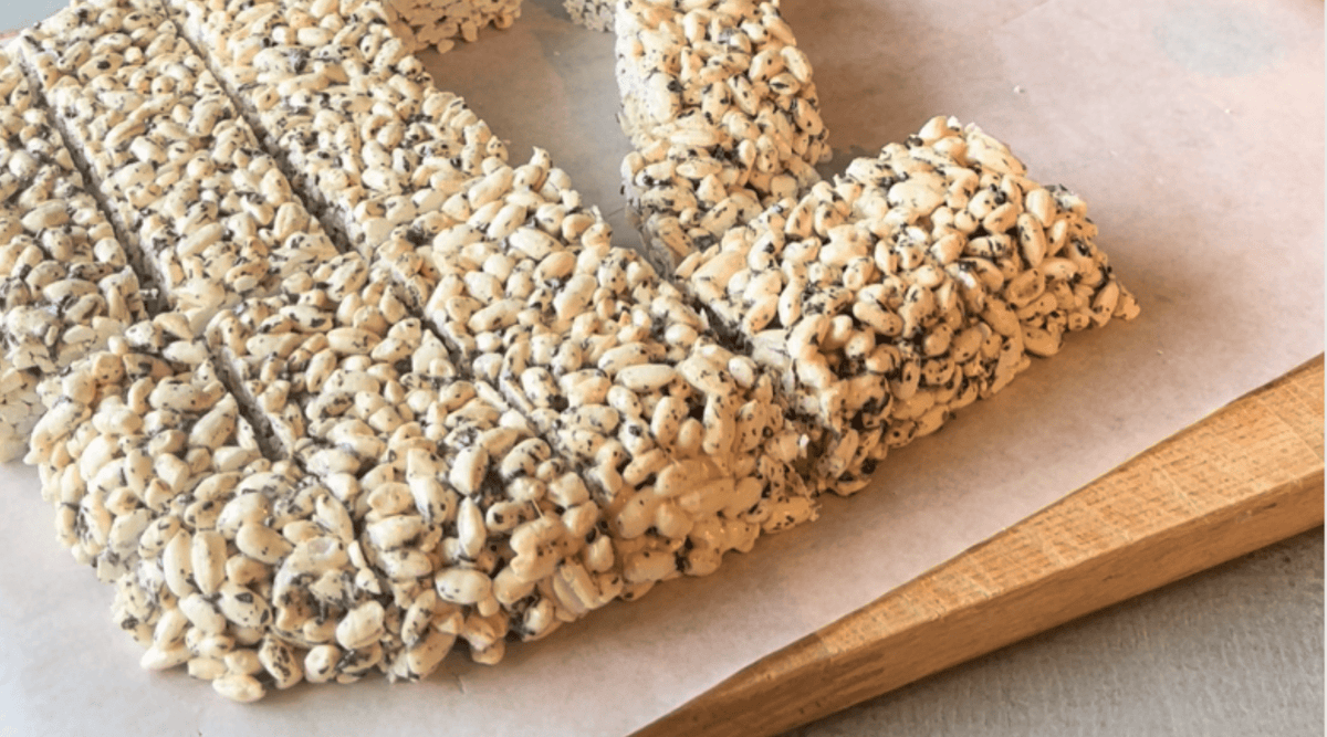 Nori & Black Sesame Rice Crispy Squares - Lofoten Seaweed