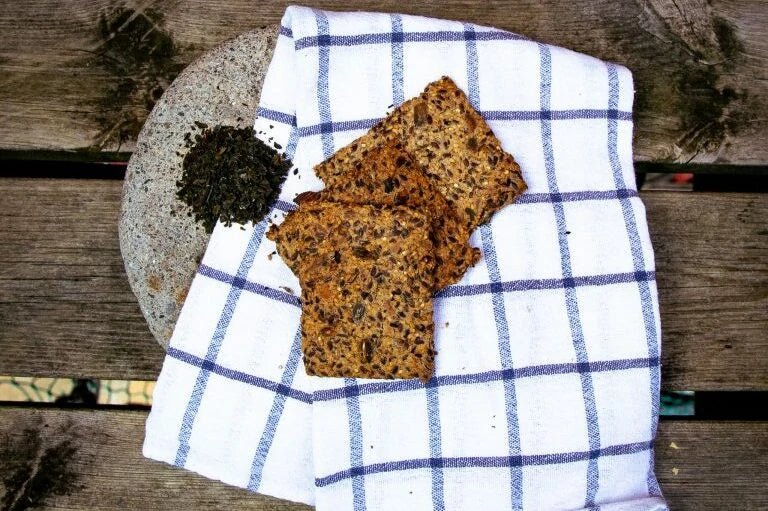 Seaweed Crisp Bread (Knekkebrød) - Lofoten Seaweed