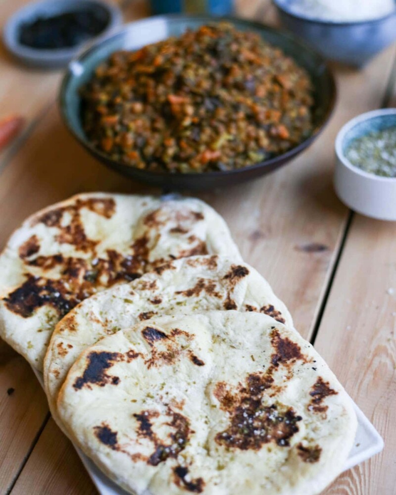 Naan bread with sugar kelp