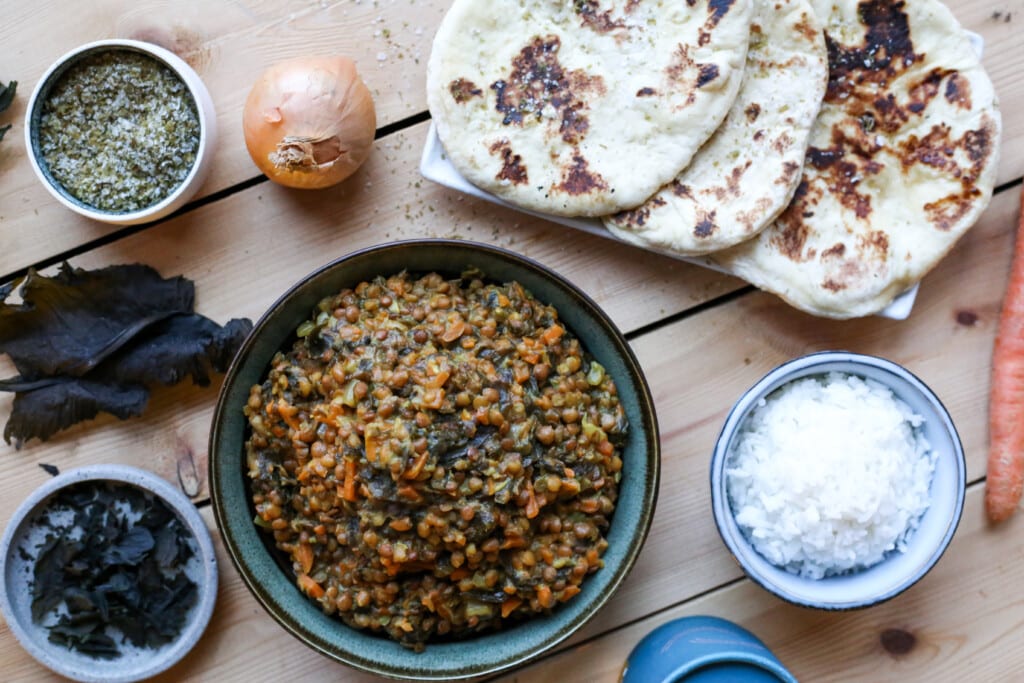 dal lentil curry with seaweed