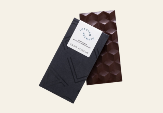 Dark chocolate with sugar kelp