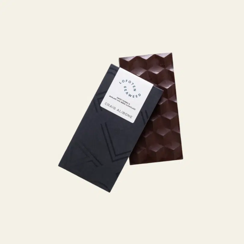 Dark chocolate with sugar kelp
