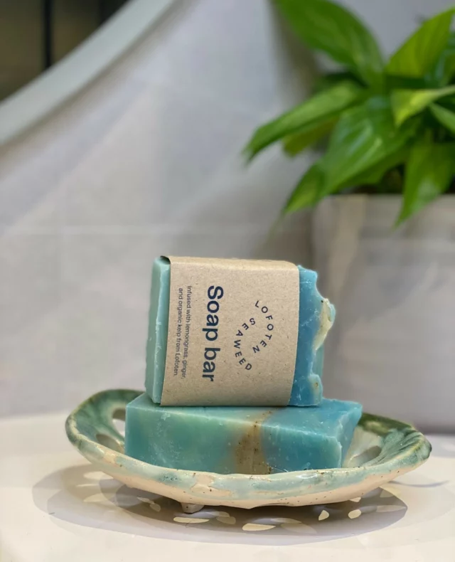Clean hands, clean conscience 🌿🧼⁠
Our seaweed soap bars are handmade by the lovely team at @reinesaaper – using wild-harvested seaweed and natural ingredients.⁠
Gentle on the skin, kind to the planet, and with the purest scent. ⁠
⁠
#lofotenseaweed #reinesåper #seaweedsoap #naturalskincare #handmadesoap #wildharvested #sustainablebeauty #arcticingredients #coastalliving #fromsea2skin #nordicselfcare #cleanskincare #lofotenmade #soapwithastory #oceaninspired #naturalbeautyproducts