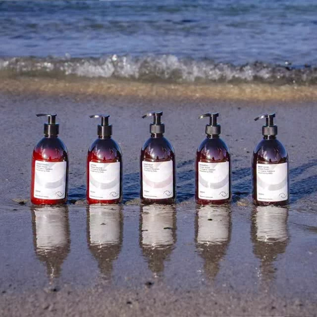 Our skin care products are made with natural ingredients, packed with nourishing seaweed from the pure waters of Lofoten.
Locally produced with care, for clean skin and a cleaner planet 💚🌊

#lofotenseaweed #reinesåper #locallymade #cleanproducts #cleanoceans #naturalskincare